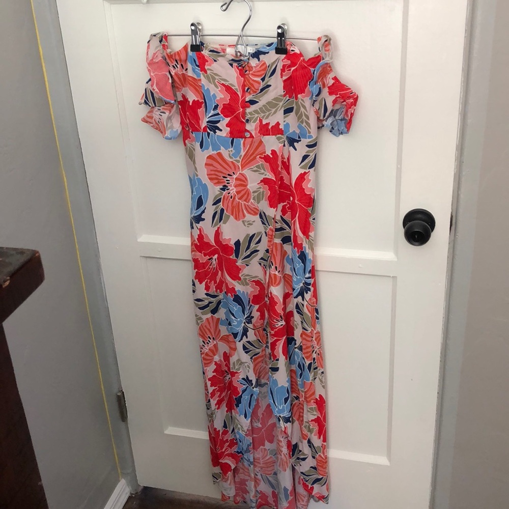 ASTR High Low Off the shoulder Maxi Size M